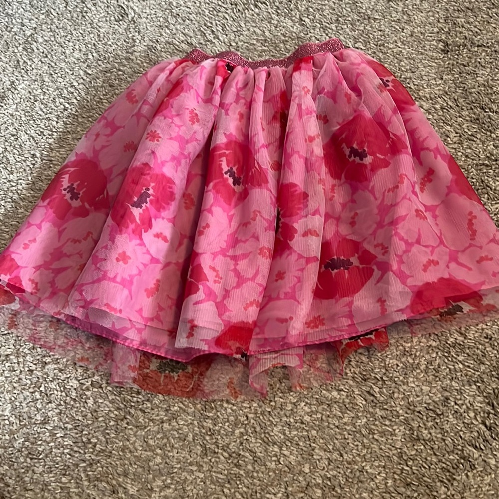 Children’s place youth size small 6 floral skirt